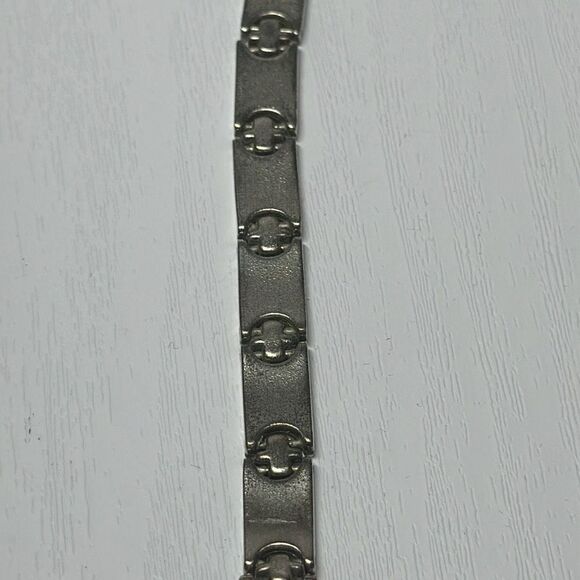 Vintage CHIC Ladies Gold Silver Stainless Steel Watch CH312 LOOK - Picture 8 of 11